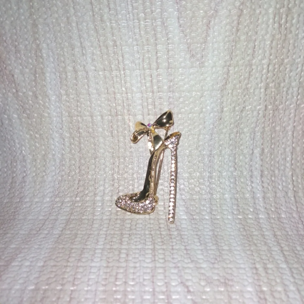 Fashion Jewelry high heel
